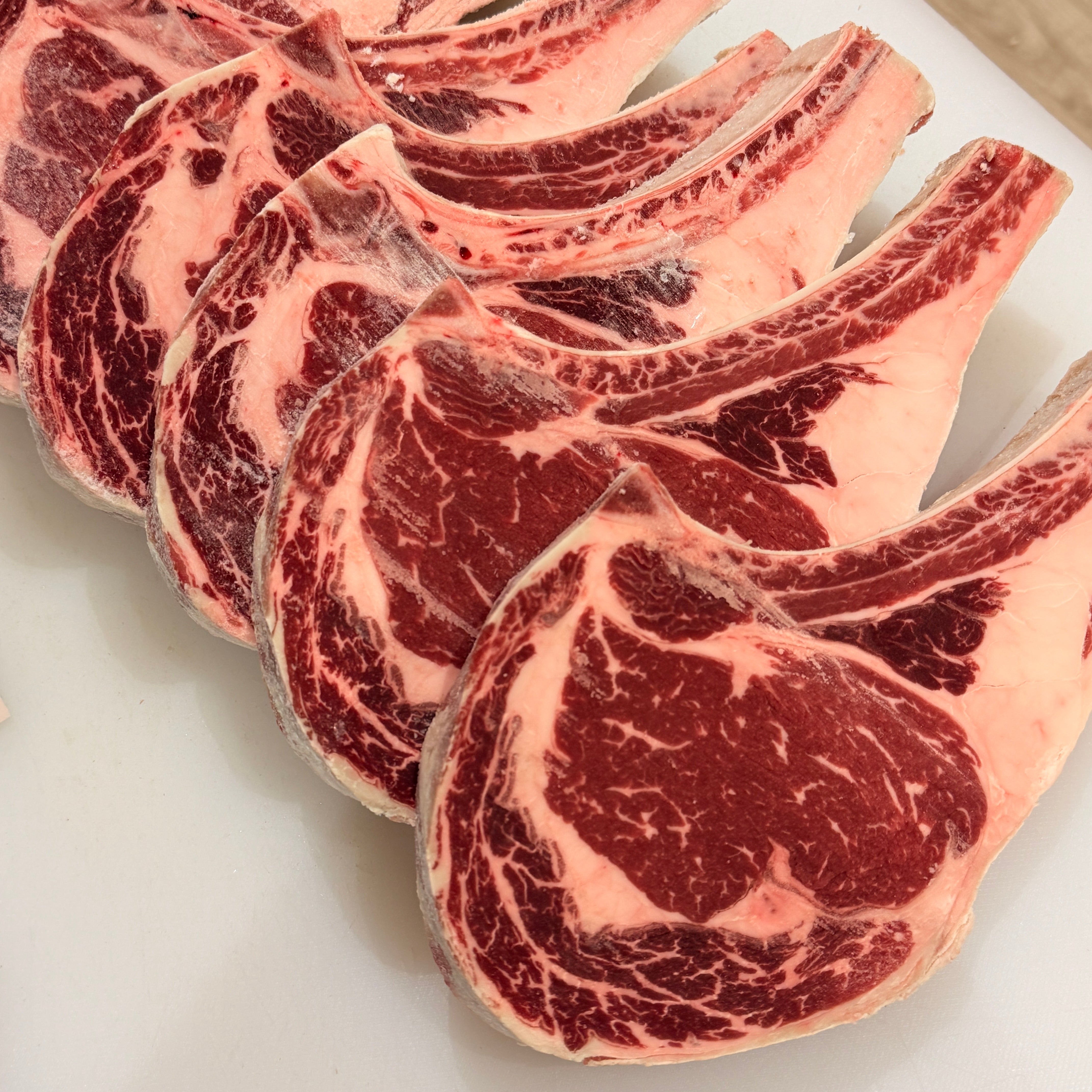 【美國USDA CHOICE】安格斯黑牛肋戰斧牛排｜視覺與味蕾的雙重震撼